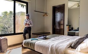 Lokal Rooms X Shahrah-E-Faisal